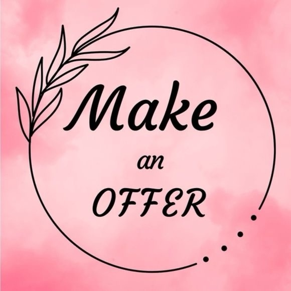 Distressed High-Waisted Blue Jeans - Picture 8 of 8